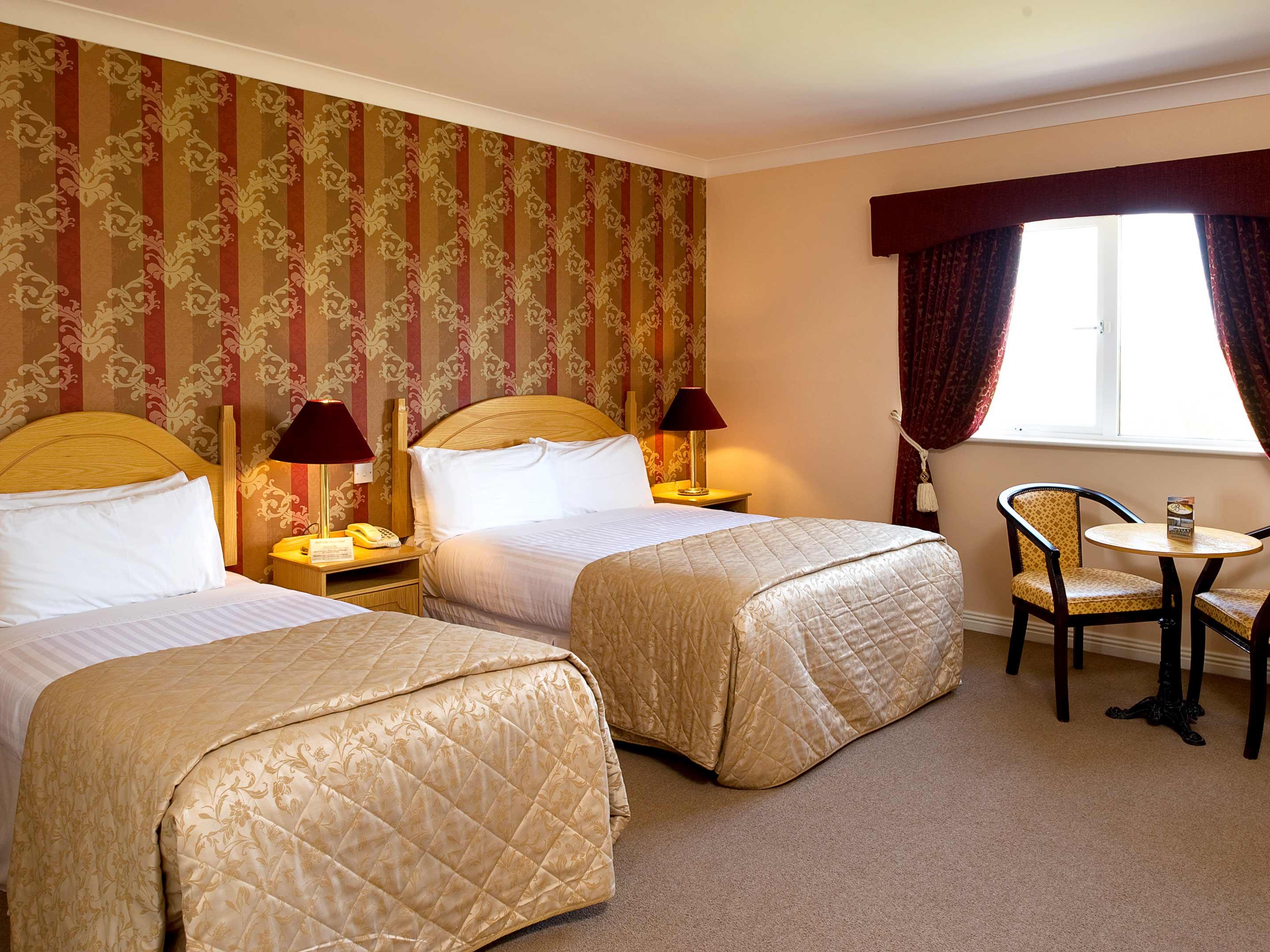 Bellbridge House Hotel Milltown Malbay Buitenkant foto