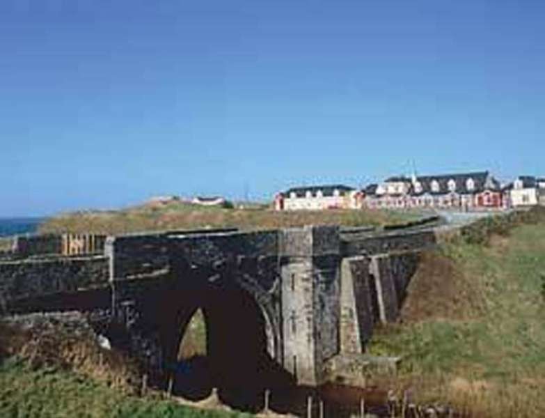 Bellbridge House Hotel Milltown Malbay Buitenkant foto